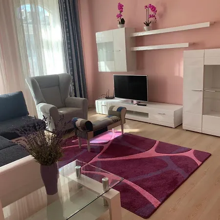 Appartement Zeyerova4 *